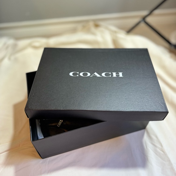 Coach booties boots shoes - Picture 16 of 16